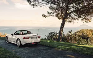 Fiat 124 Spider car wallpapers
