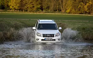 Toyota Land Cruiser UK-spec 4x4 Off Road wide wallpapers and HD wallpapers