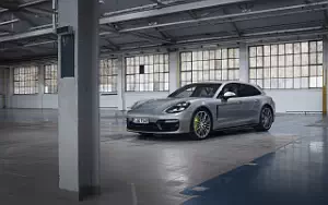 Porsche Panamera 4 E-Hybrid Sport Turismo car wallpapers