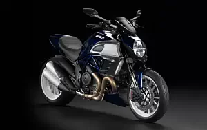 Ducati Diavel motorcycle wallpapers