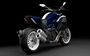 Ducati Diavel motorcycle wallpapers