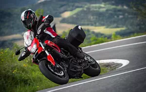 Ducati Hyperstrada motorcycle wallpapers