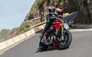 Ducati Monster 1200 S motorcycle wallpapers