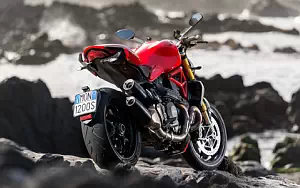 Ducati Monster 1200 S motorcycle wallpapers