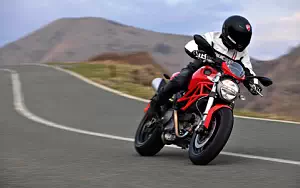 Ducati Monster 796 motorcycle wallpapers