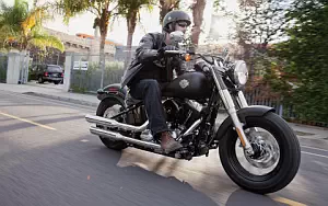 Harley-Davidson Softail Slim motorcycle wallpapers