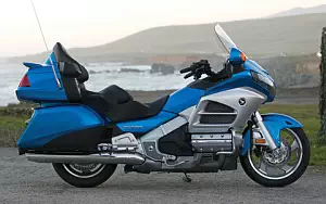 Honda Gold Wing motorcycle wallpapers