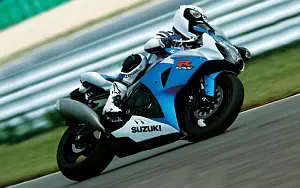 Suzuki GSX-R1000 motorcycle wallpapers