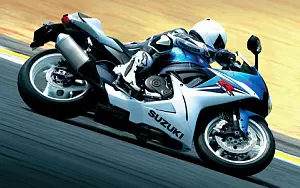 Suzuki GSX-R600 motorcycle wallpapers