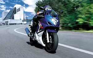 Suzuki GSX650F motorcycle wallpapers