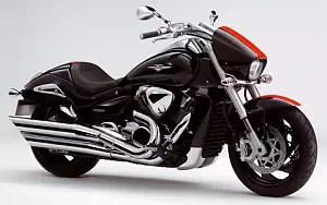 Suzuki Intruder M1800RZ motorcycle wallpapers