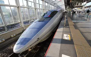 Japan High speed train wide wallpapers and HD wallpapers