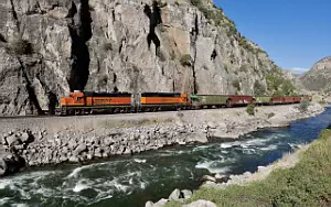 BNSF Railway freight train wallpapers