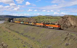 BNSF Railway freight train wallpapers