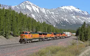 BNSF Railway freight train wallpapers