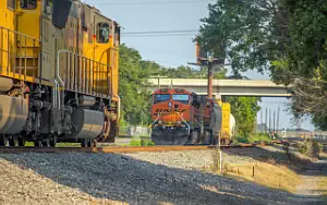 BNSF Railway freight train wallpapers