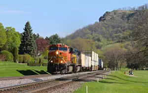 BNSF Railway freight train wallpapers