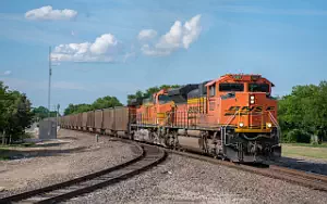 BNSF Railway freight train wallpapers