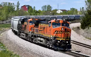 BNSF Railway freight train wallpapers