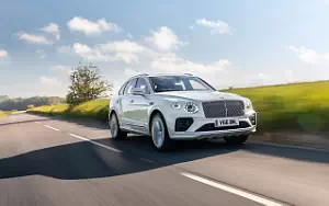 Bentley Bentayga Hybrid First Edition (Ghost White) UK-spec car wallpapers