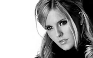 Wide Wallpapers - Babes