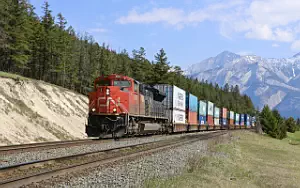 CN - Canadian National Railway freight train wallpapers