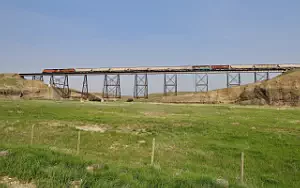 BNSF Railway freight train wallpapers