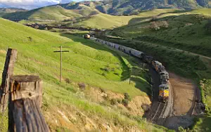 Union Pacific Railroad freight train wallpapers