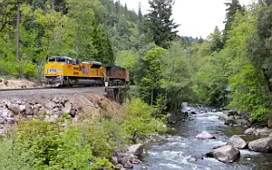Union Pacific Railroad freight train wallpapers