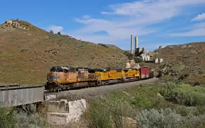 Union Pacific Railroad freight train wallpapers